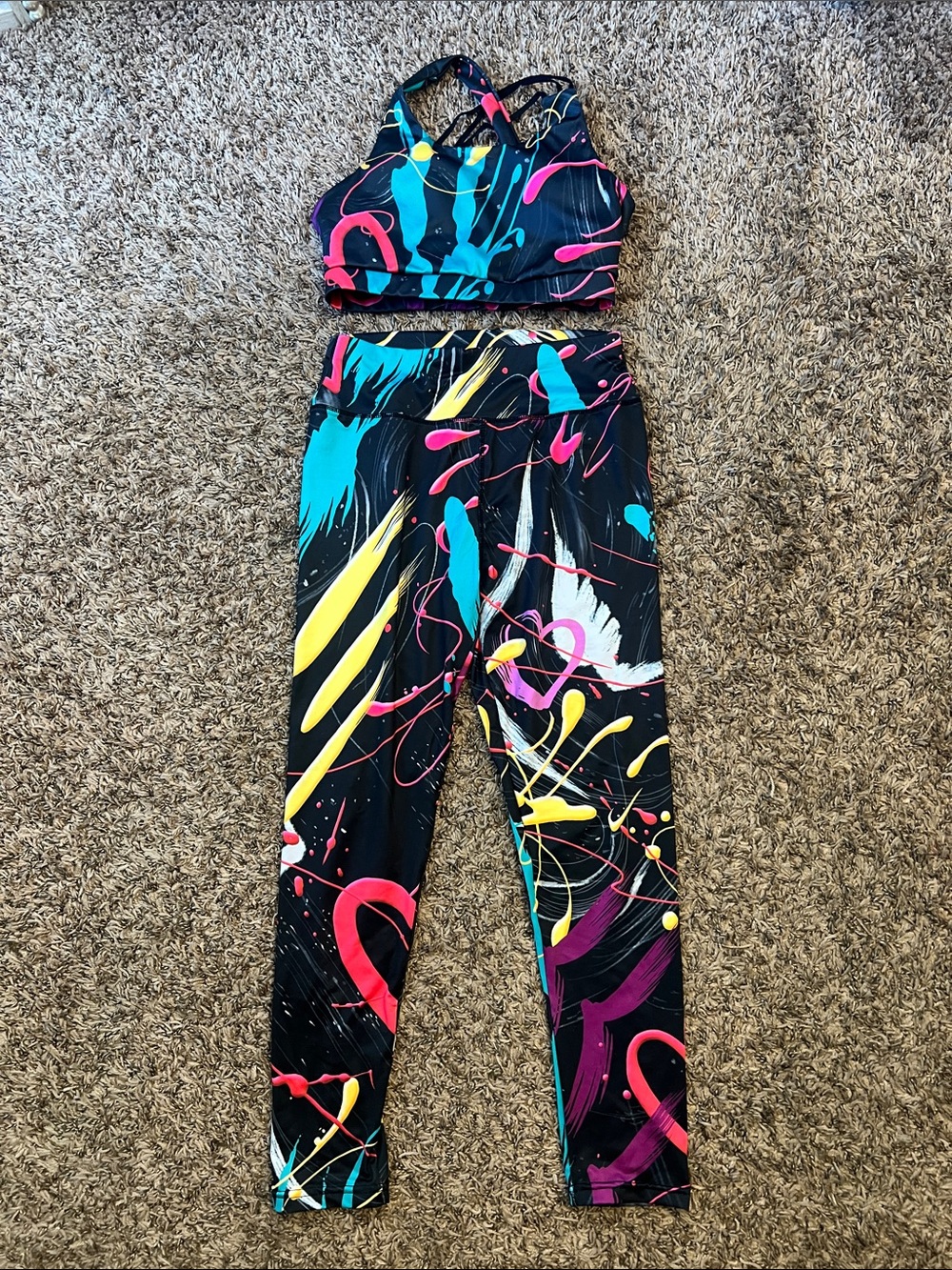 SHEIN Black Multicolor Paint-Splash Sports Bra & Leggings Set